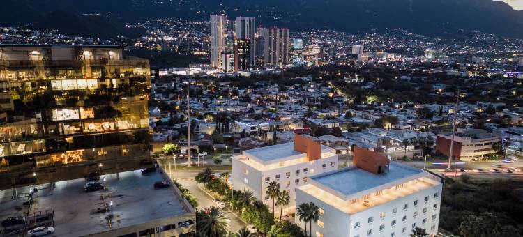 蒙特雷山谷舒适酒店(Comfort Inn Monterrey Valle)图片