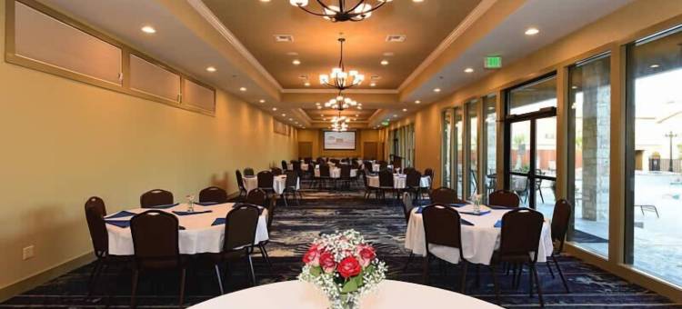 星期天之家套房酒店(Sunday House Inn and Suites)图片