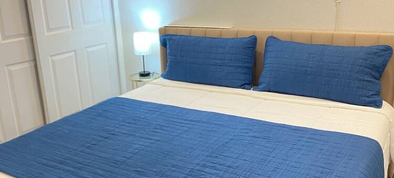 HubCityJewel-KingBed-Fenced Yard-LAX-SoFi-Disneyland图片