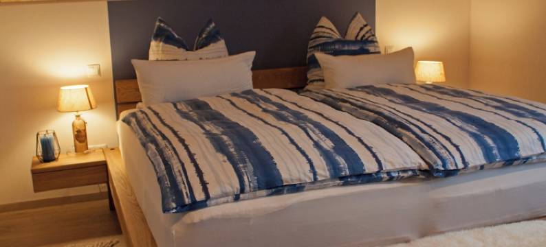 塔乌贝尔阳光旅馆(Tauber Sonnen Lodge)图片