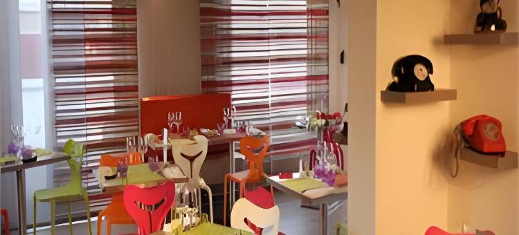 宜必思克莱蒙费朗南部埃尔贝广场酒店(Ibis Clermont-Ferrand Sud Carrefour Herbet)图片