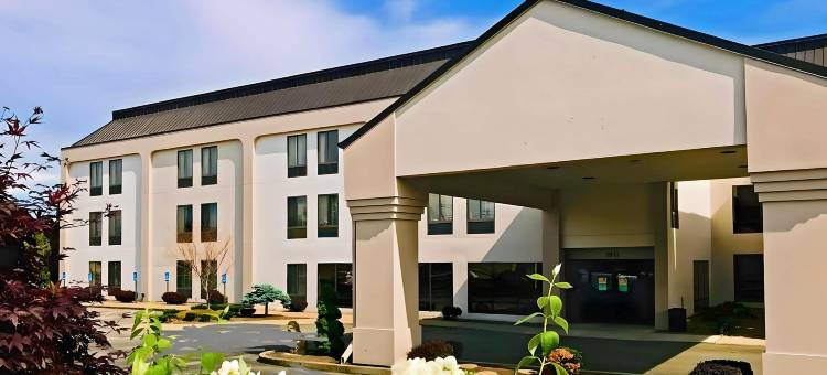 伊利 - 普雷斯克岛附近舒适酒店(Comfort Inn, Erie - Near Presque Isle)图片