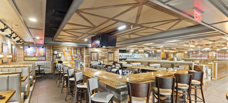 弗朗特皇家蓝岭沙道斯希尔顿逸林酒店(DoubleTree by Hilton Front Royal Blue Ridge Shadows)图片