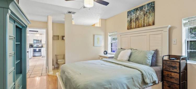 SWFL historic getaway home- Minutes to beaches, downtown, Cape Coral, & golfing图片