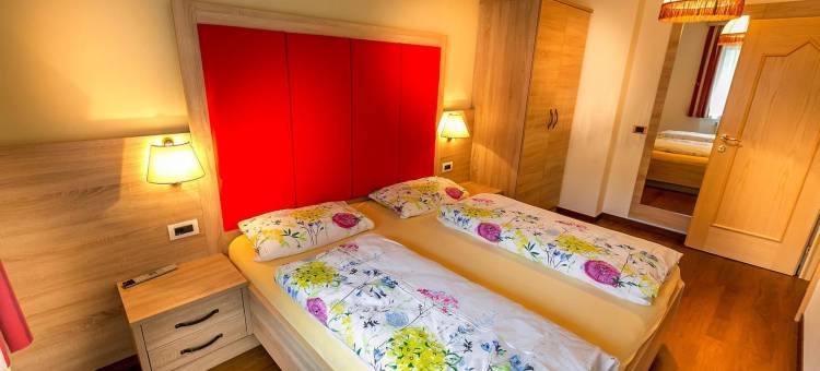 Apartment in Val Gardena near Ski Slopes图片