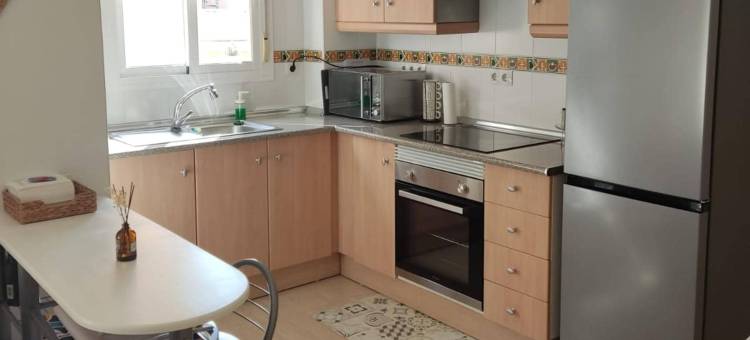 Inviting holiday home with pool图片