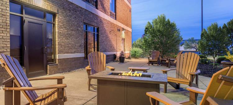 智选假日套房酒店爱丁堡(Holiday Inn Express & Suites Columbus Edinburgh)图片