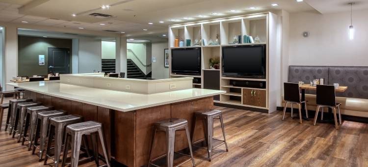 Holiday Inn & Suites 亚特兰大机场北(Holiday Inn & Suites Atlanta Airport-North)图片