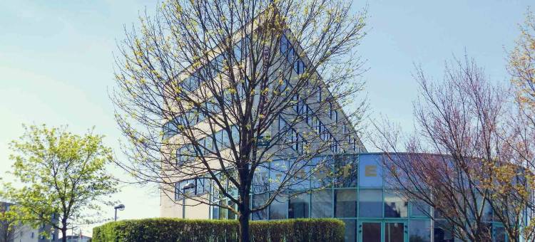 浮图罗斯科普阿克蒂斯美居酒店(Hôtel Mercure Poitiers Site du Futuroscope)图片