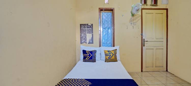 O酒店莉莉公寓伊斯兰旅馆靠近吉塔邦皇家城市(Hotel O Lili Kost SyariahNearKetapang Royal City)图片