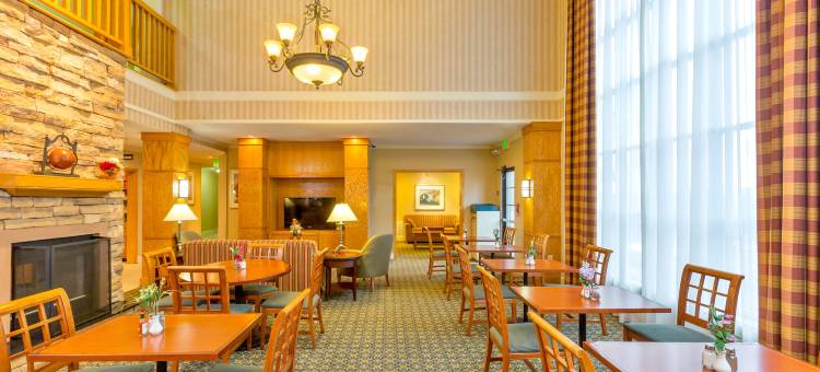 Staybridge Suites 布朗斯维尔(Staybridge Suites BROWNSVILLE by IHG)图片