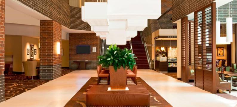 印第安纳波利斯喜来登酒店(位于凯斯通克罗星)(Sheraton Indianapolis Hotel at Keystone Crossing)图片