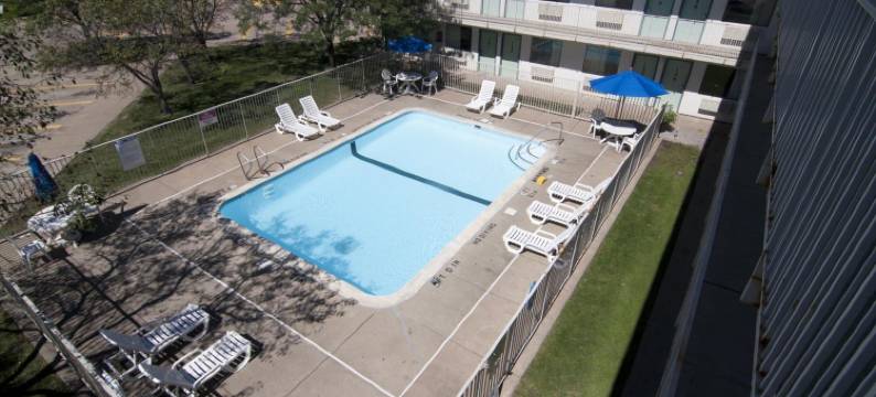 6号汽车旅馆明尼阿波里斯市北 - 罗斯维尔店(Motel 6 Roseville, MN - Minneapolis North)图片