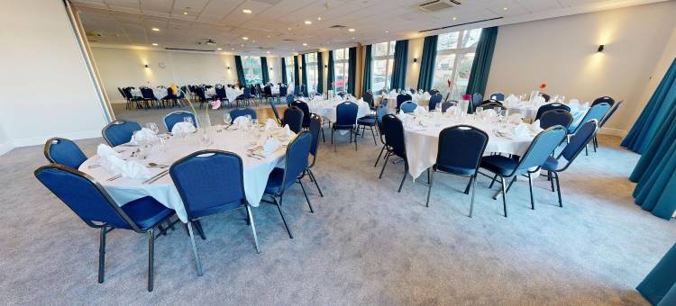 Holiday Inn 凯尼尔沃思(Holiday Inn KENILWORTH - WARWICK by IHG)图片