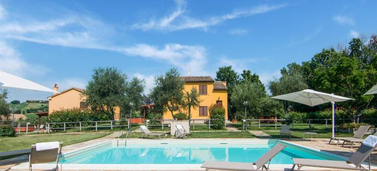 Villa in Ostra Vetere with Pool and Jacuzzis图片