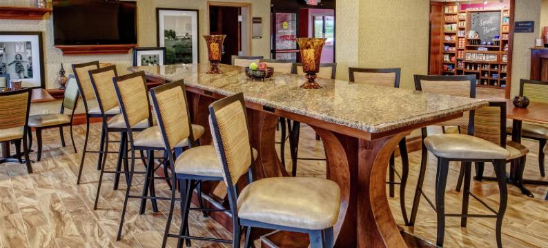 希尔顿欢朋酒店-温彻斯特(Hampton Inn Winchester)图片