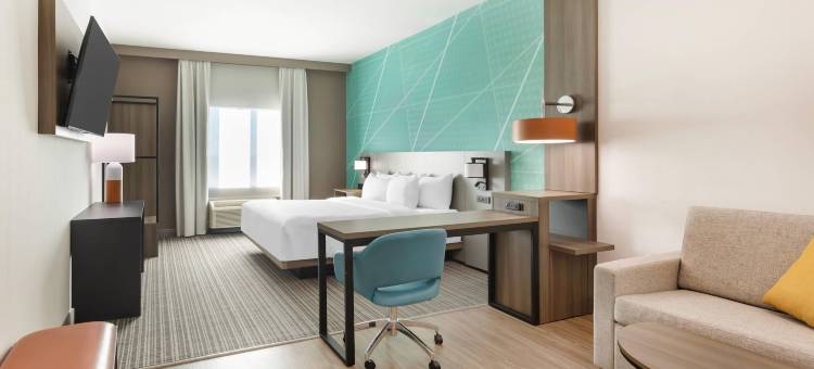 舒适套房酒店泰特斯维尔靠近肯尼迪航天中心(Comfort Suites Titusville Near Kennedy Space Center)图片