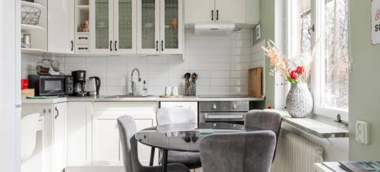 Charming 2-Bedroom Apartment in Rejmyre with Garden View图片