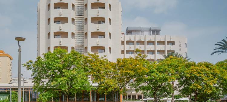 罗斯罗布雷斯酒店(Hotel Los Robles)图片