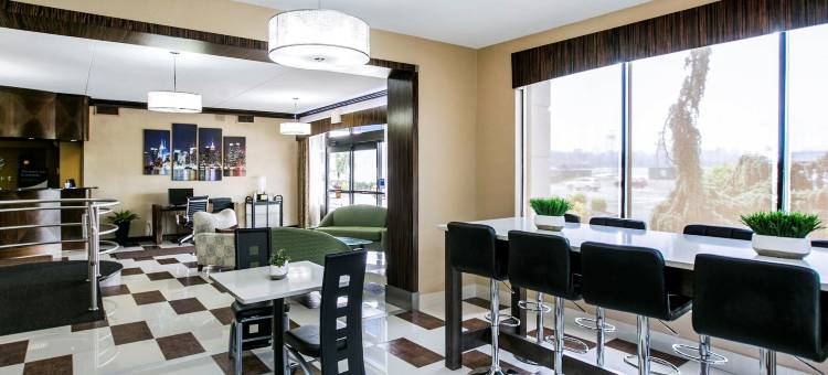 舒适酒店埃奇沃特哈德逊河畔(Comfort Inn Edgewater on Hudson River)图片