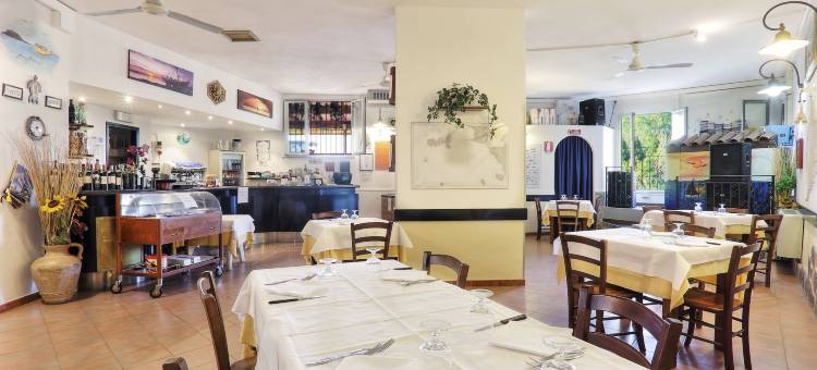 欧里昂德里套房酒店(Oleandri Suite Hotel)图片