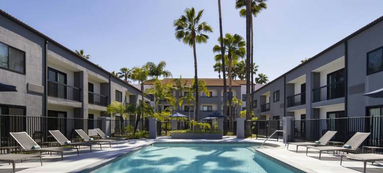 洛杉矶万怡酒店哈岗/橙县(Courtyard Los Angeles Hacienda Heights/Orange County)图片