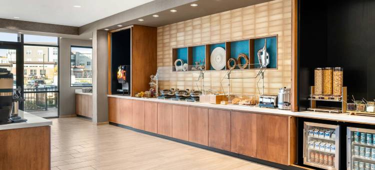 曼诺米尼福尔斯春希尔套房酒店(SpringHill Suites Menomonee Falls)图片