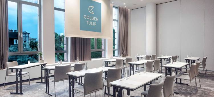 华沙机场金色郁金香酒店(Golden Tulip Warsaw Airport)图片