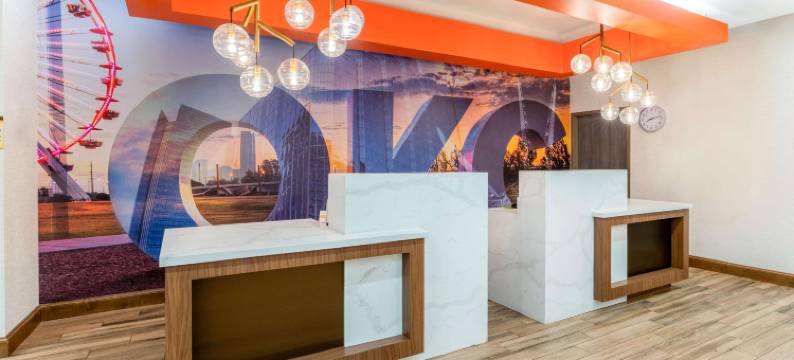 俄克拉何马城机场拉昆塔温德姆套房酒店(La Quinta Inn & Suites by Wyndham Oklahoma City Airport)图片