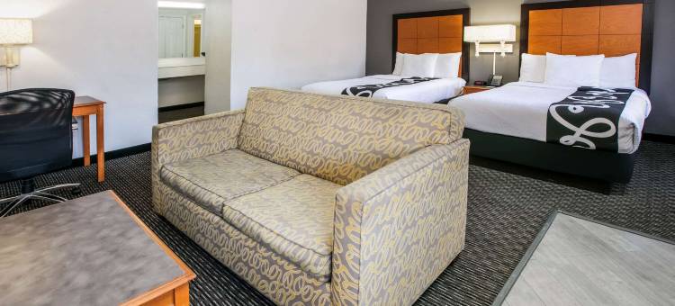 达拉斯上城拉昆塔温德姆酒店(La Quinta Inn by Wyndham Dallas Uptown)图片