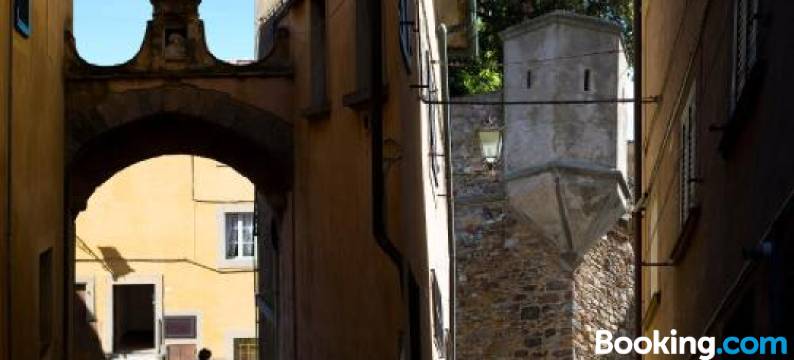 蒙提贝罗街房酒店(Camere di Via Montebello)图片