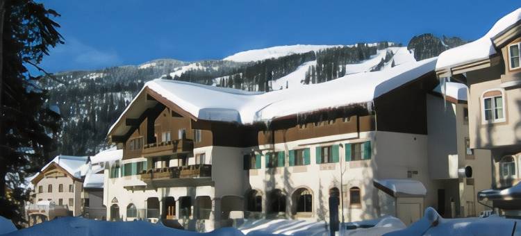 太阳峰度假村(Sun Peaks Lodge)图片