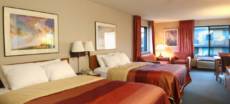 劳伦斯大学区凯艺套房酒店(Quality Inn & Suites Lawrence - University Area)图片