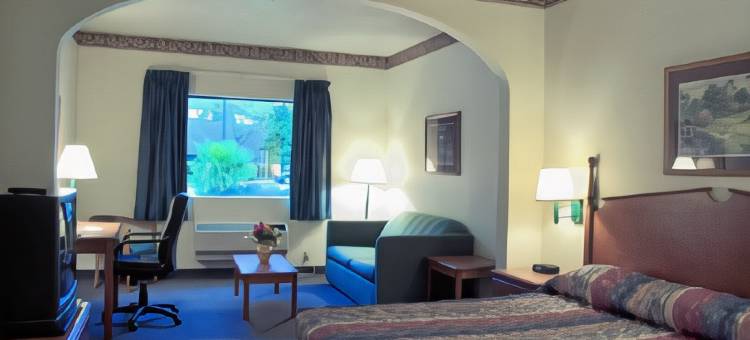 智选假日酒店 - 休斯顿北冠区1960(Best Western Champions Forest Inn and Suites)图片