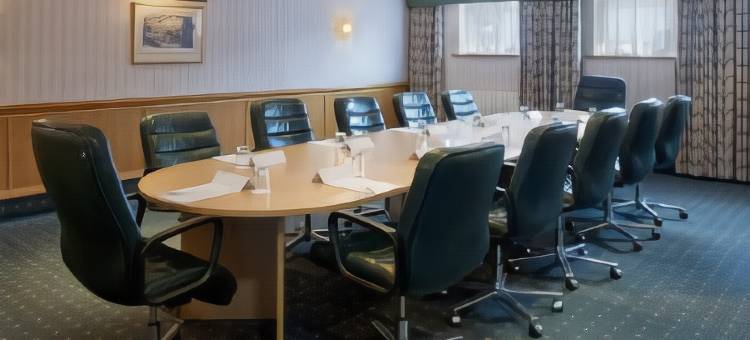 纽波特假日酒店(Holiday Inn Newport)图片