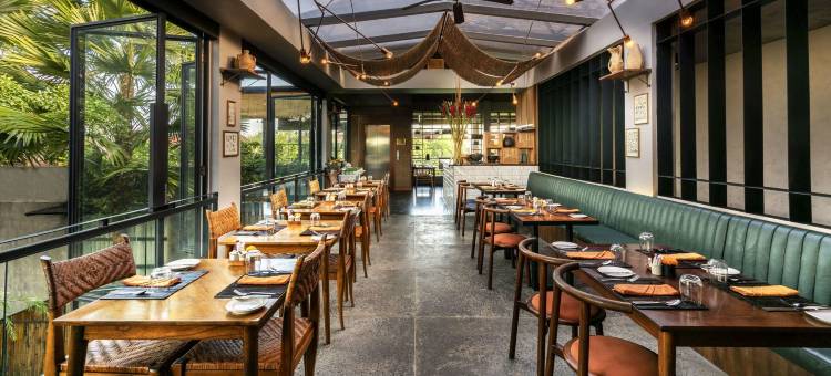 乌布比斯玛8号酒店(Bisma Eight Hotel)图片