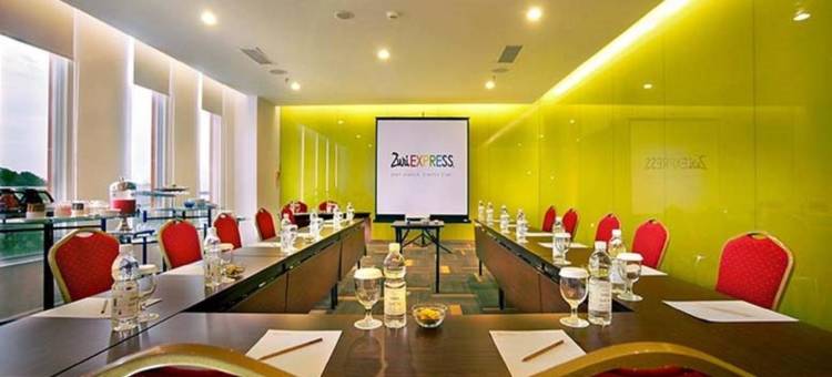 曼加杜阿祖瑞快捷酒店(Zuri Express Mangga Dua)图片