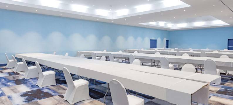 温德姆华美达哈特福德北/布拉德利机场(Ramada by Wyndham Hartford North / Bradley Airport)图片