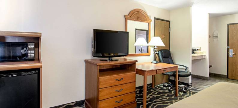 速8酒店 休伦(Quality Inn Huron)图片