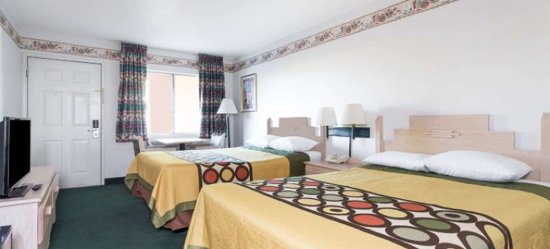 科通伍德速8酒店(Super 8 by Wyndham Cottonwood)图片