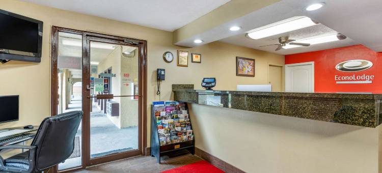 厄本代尔伊克诺酒店(Econo Lodge Urbandale)图片