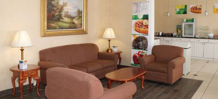 品质酒店东部(Quality Inn Evansville Eastland Area)图片
