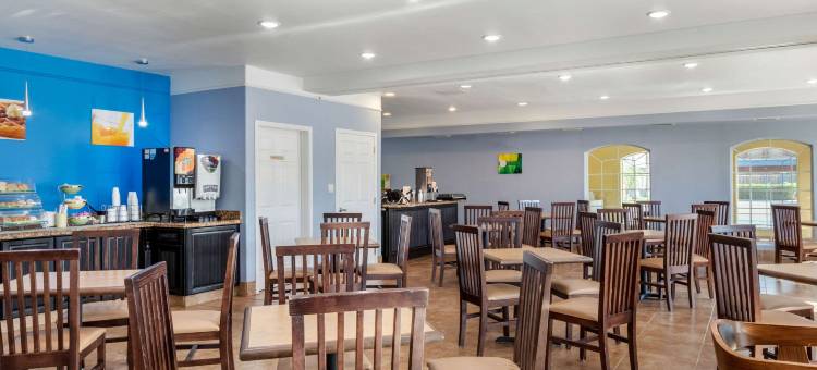 梅赛德斯/韦斯拉科奥特莱斯凯艺套房酒店(Quality Inn & Suites at the Outlets Mercedes-Weslaco)图片