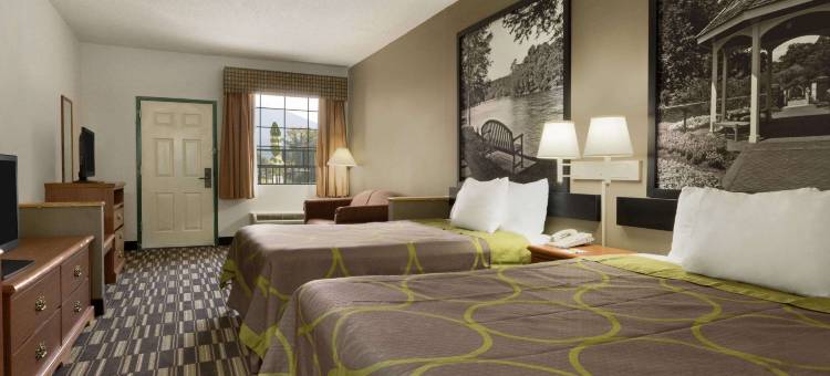 查特斯沃斯-达尔顿温德姆速8酒店(Super 8 by Wyndham Chatsworth/Dalton)图片