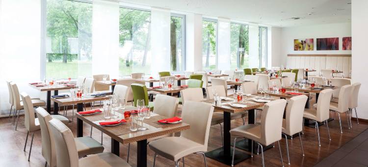 法兰克福机场丽柏酒店(Park Inn by Radisson Frankfurt Airport)图片