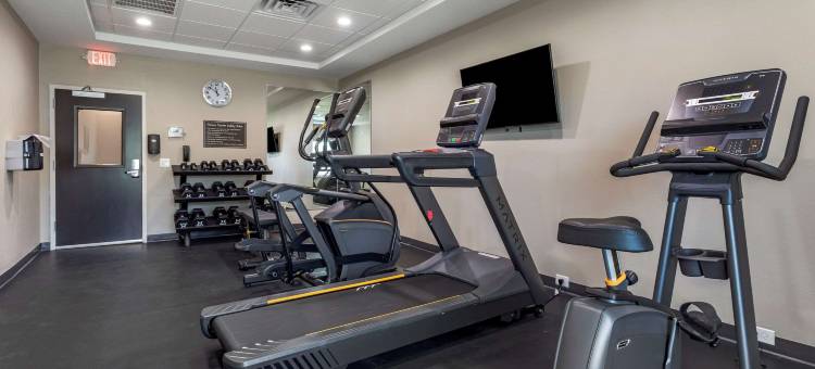 克罗斯比雷德伍德酒店及套房(Redwood Inn & Suites Crosby)图片