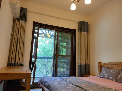 果岭名宿公寓(西山路3号分店)