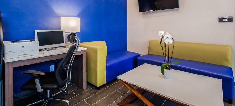 Best Western Plus Stadium Inn图片