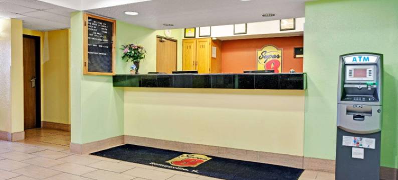 罗温维尔博林布鲁克速8酒店(Super 8 by Wyndham Romeoville Bolingbrook)图片