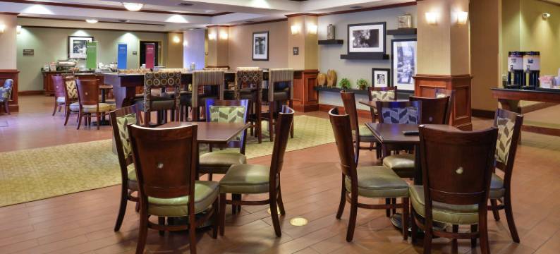 希尔顿欢朋酒店-哈里森(Hampton Inn Harrison)图片